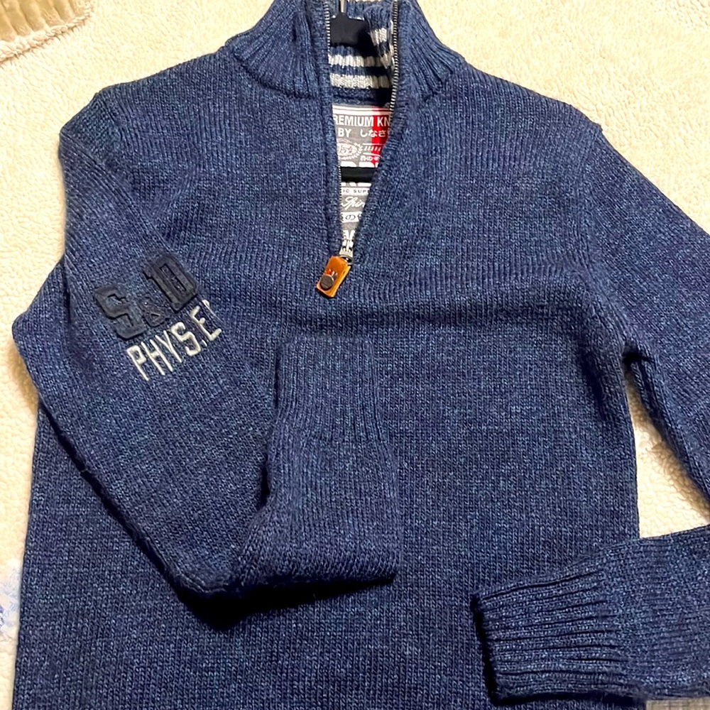 Super dry sweater